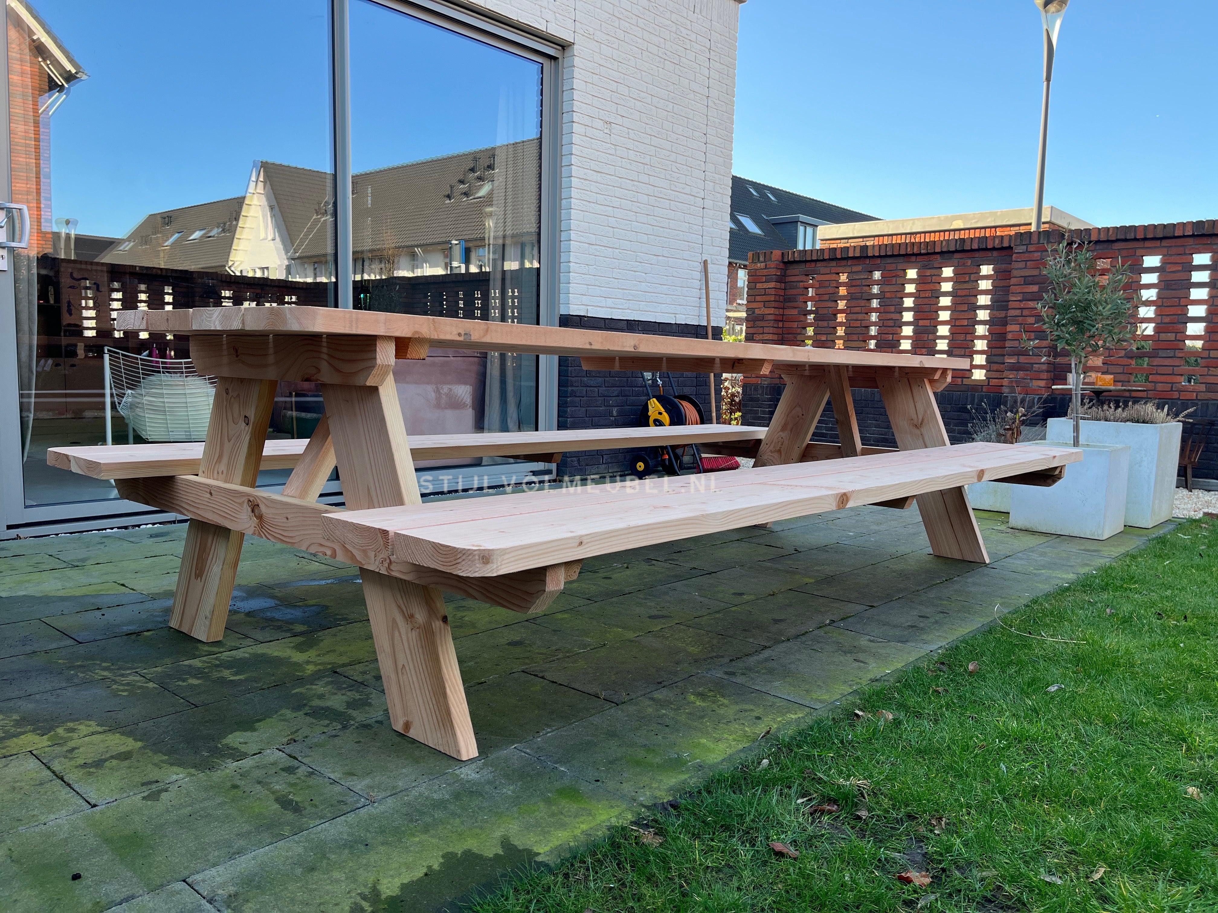 Douglas classic picknicktafel 3 meter
